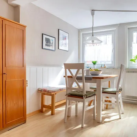 Jungblut Am Marktplatz In Schlitz